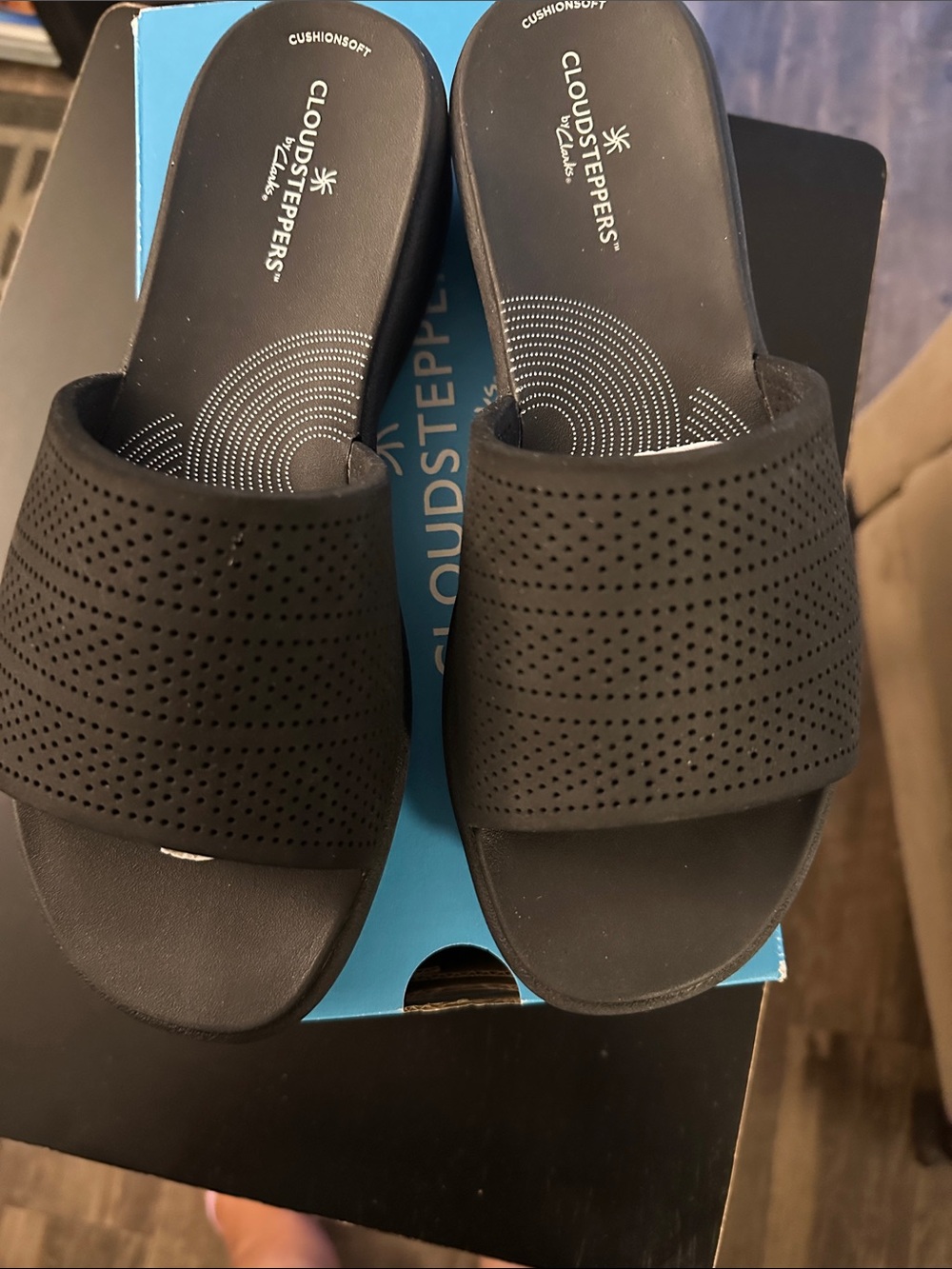Cloudsteppers by Clarks Black Perforated Slide Sandals 8 1/2 wide width
